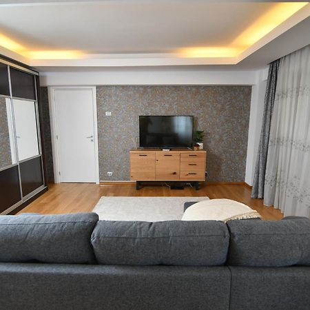 Parliament Square Elite Escapes Apartment Bucureşti Ngoại thất bức ảnh