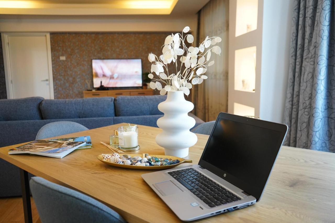 Parliament Square Elite Escapes Apartment Bucureşti Ngoại thất bức ảnh