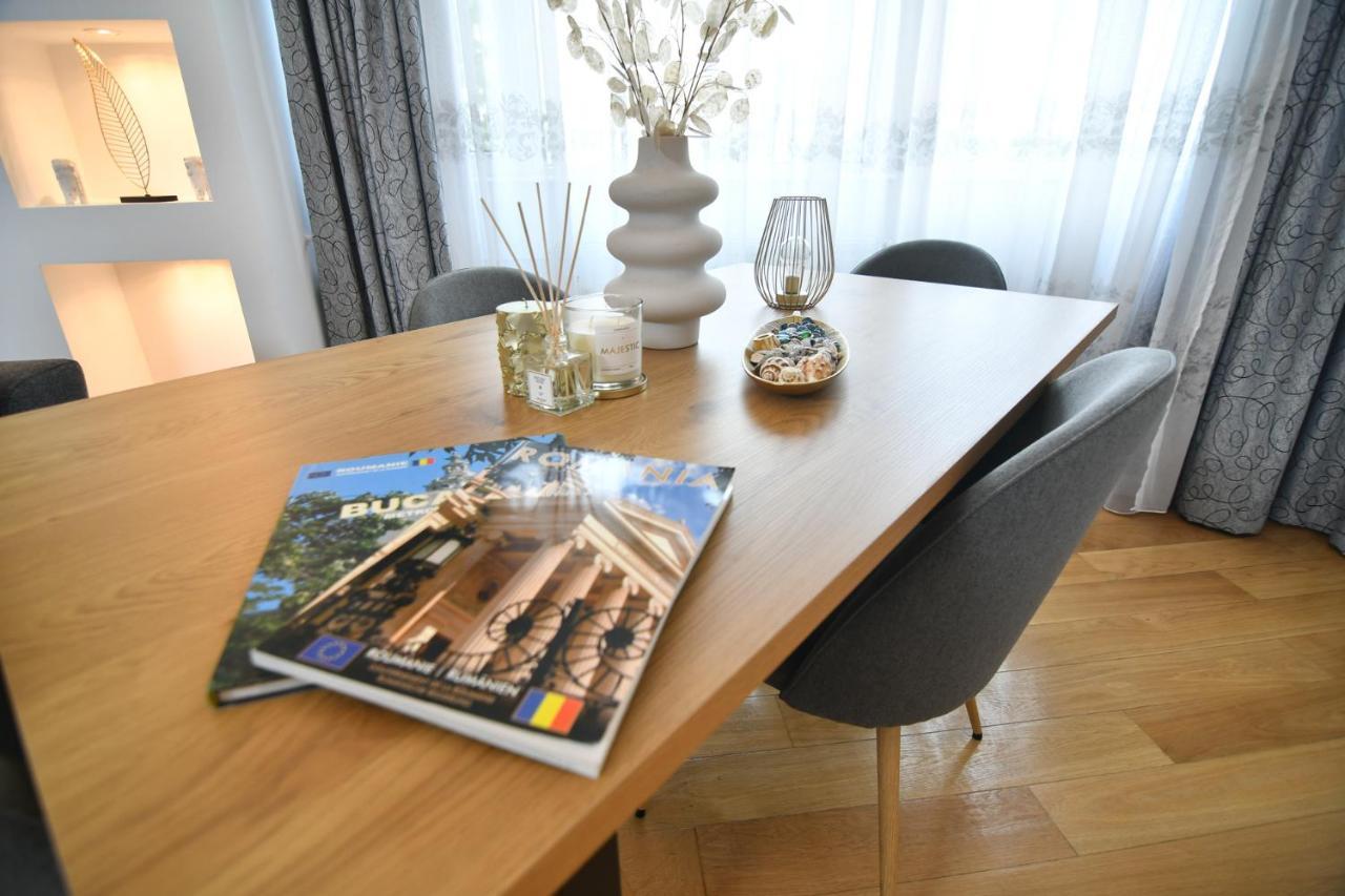Parliament Square Elite Escapes Apartment Bucureşti Ngoại thất bức ảnh