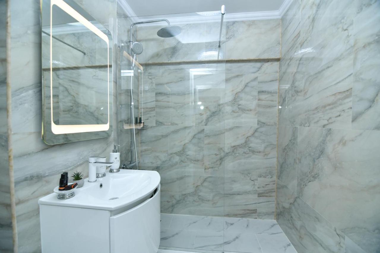 Parliament Square Elite Escapes Apartment Bucureşti Ngoại thất bức ảnh