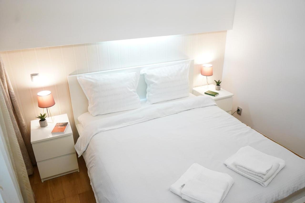 Parliament Square Elite Escapes Apartment Bucureşti Ngoại thất bức ảnh