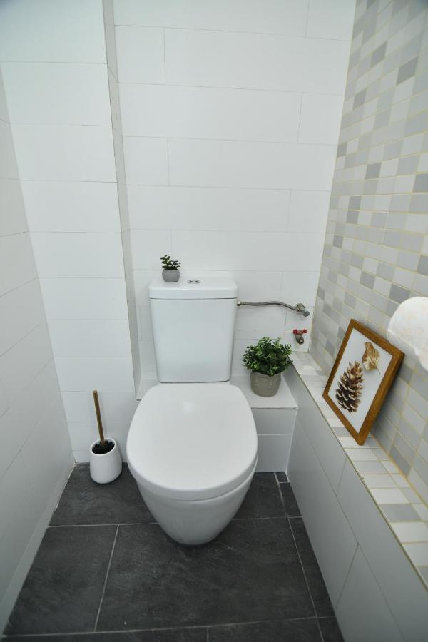 Parliament Square Elite Escapes Apartment Bucureşti Ngoại thất bức ảnh
