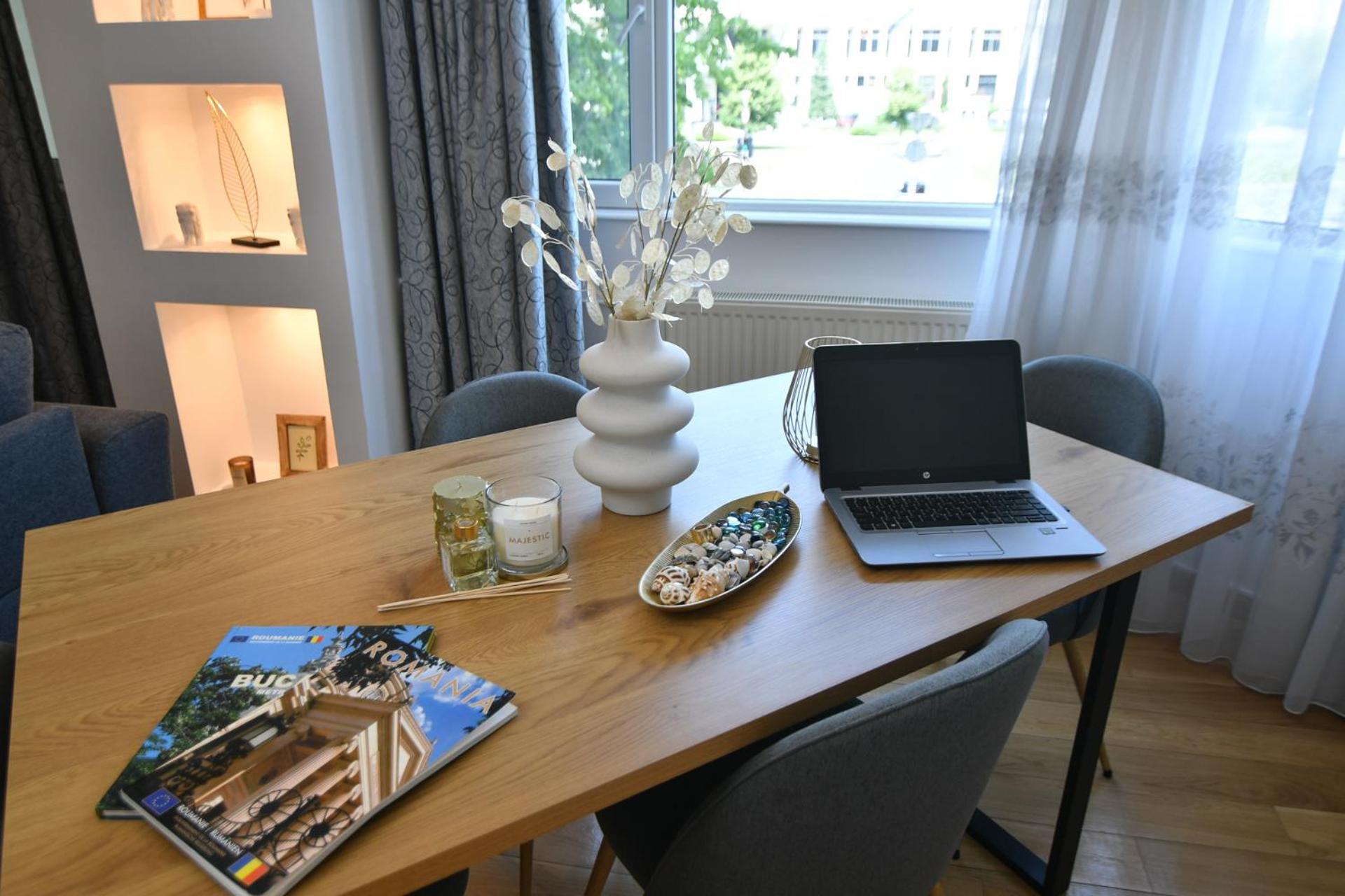 Parliament Square Elite Escapes Apartment Bucureşti Ngoại thất bức ảnh